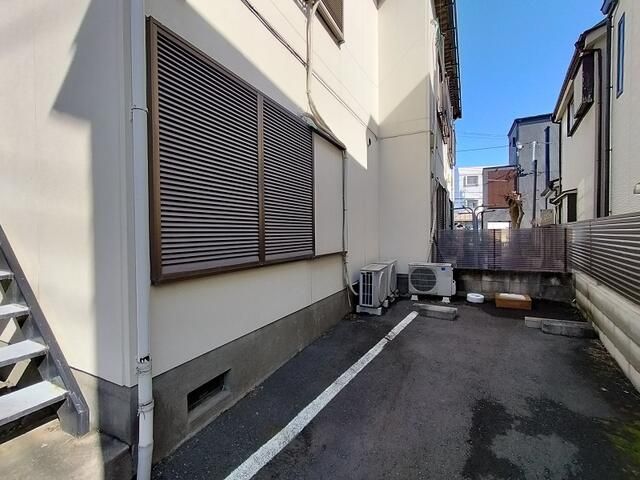 Apartment Building for Sale in Nerima, Tokyo | 176.80 sqm Land - Thumbnail 2