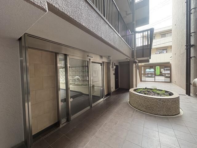 1SLDK Apartment for Sale in Omori Honcho, Ota-ku, Tokyo - Thumbnail 2
