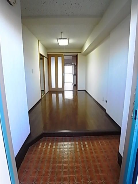 2LDK Apartment for Rent Near Sobudai-mae Station in Sagamihara - Thumbnail 4