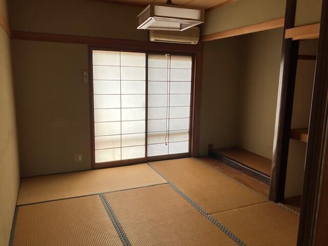 4LDK Daiwa House with Warehouse for Sale in Matsuyama, Ehime - Main Image