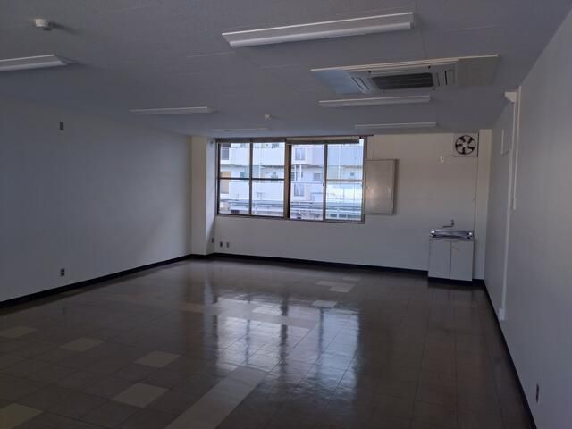 54 sqm Commercial Space for Rent in Takezono, Tsukuba - Thumbnail 3