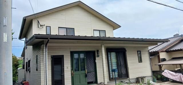 4LDK Family House for Sale in Oita City, Oita Prefecture - Main Image