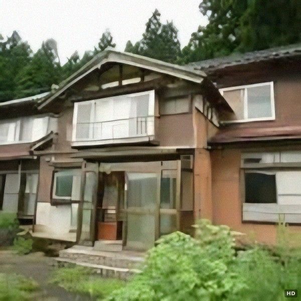 13-Room Country House with Rice Field Views in Kashiwazaki, Niigata - Thumbnail 3