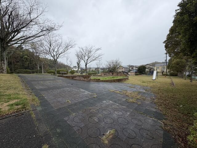 Land for Sale in Kimitsu, Chiba - 245.01 sqm Plot - Thumbnail 2