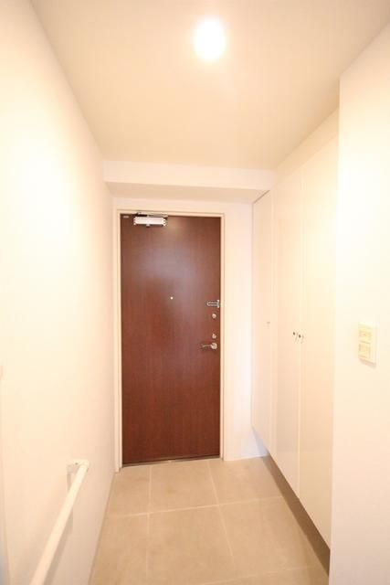 2LDK Apartment for Rent in Edogawa-ku, Tokyo - Thumbnail 2