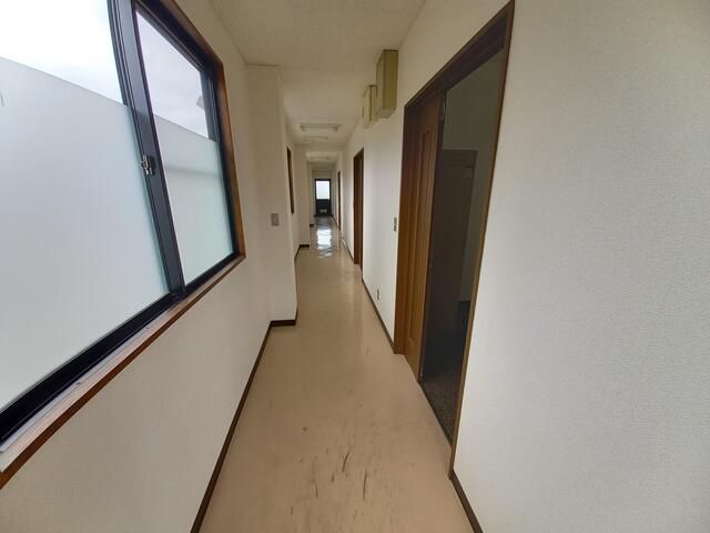 Kasugai Building Office for Rent in Fuefuki, Yamanashi - Thumbnail 3