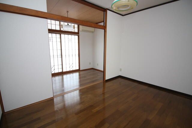 Hills Court 2K Apartment for Rent in Ichinoseki, Iwate - Thumbnail 2