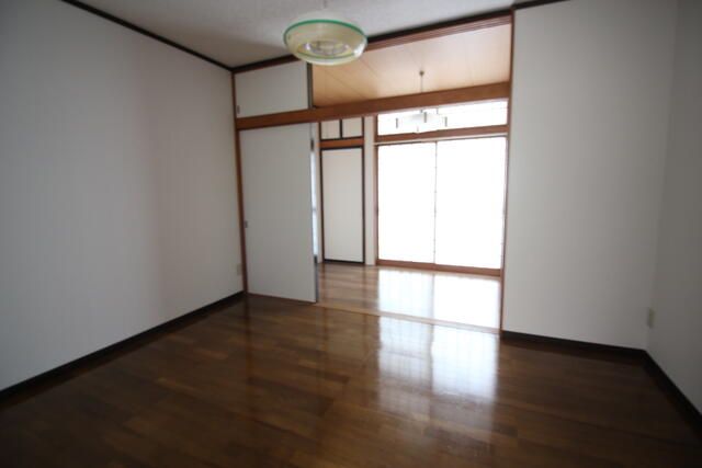 Hills Court 2K Apartment for Rent in Ichinoseki, Iwate - Thumbnail 4