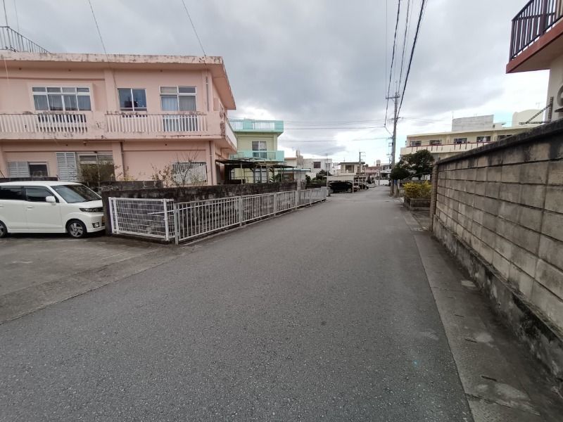 145 sqm Residential Land for Sale in Tomigusuku, Okinawa - Thumbnail 3
