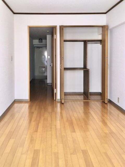 1DK Used Apartment for Sale in Sasazuka, Shibuya, Tokyo - Thumbnail 4