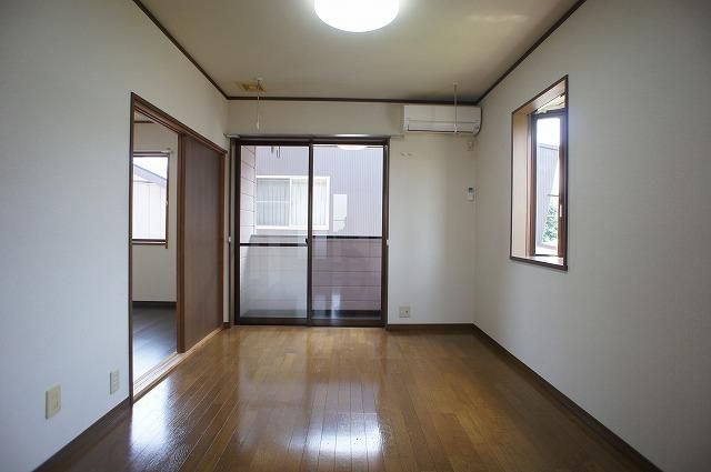 2DK Apartment for Rent in Nagaoka, Niigata - 43.79 sqm - Thumbnail 4
