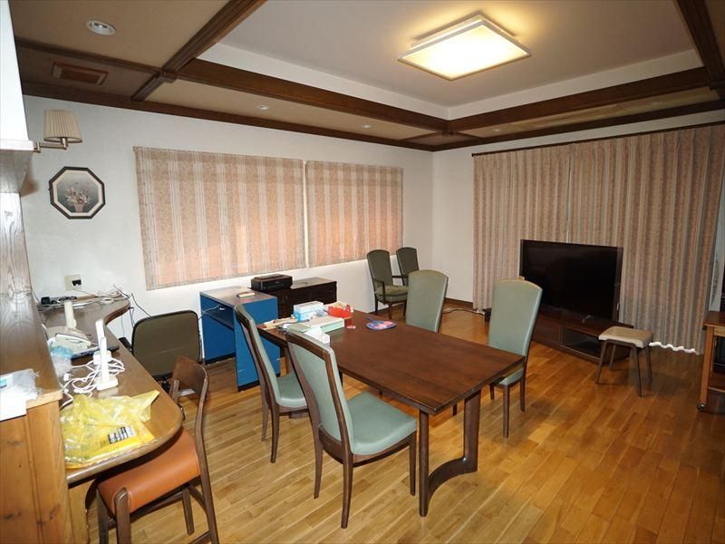 2008 3LDK House in Tamano, Okayama with Large Land and Parking - Thumbnail 3