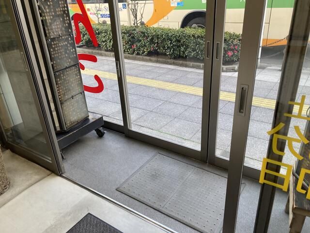 Commercial Space for Rent in Oji, Kita-ku, Tokyo - 32.98 sqm - Thumbnail 2