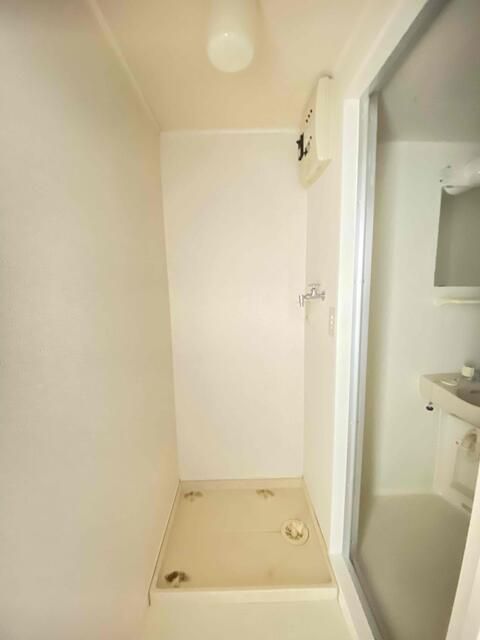 Compact 1R Apartment for Rent in Machida, Tokyo - Thumbnail 4