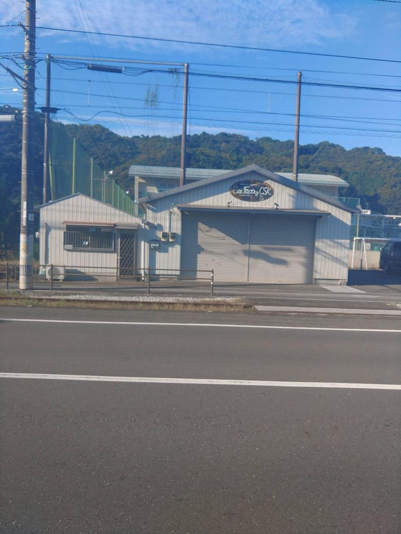 Spacious Light-Gauge Steel House in Ino Town, Kochi - Thumbnail 2