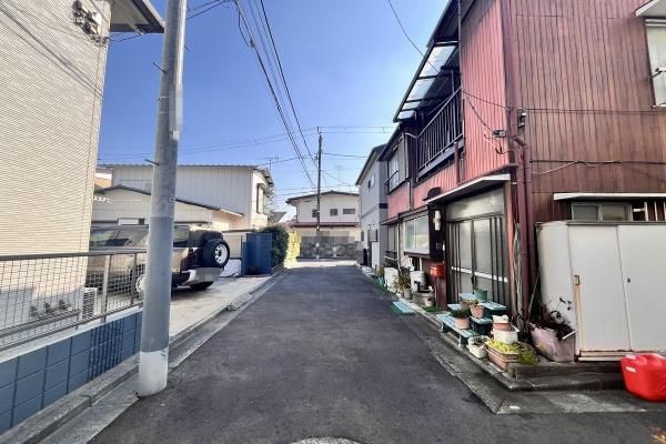 1963 Wooden House in Setagaya's Kitakarasuyama - 3DK Layout - Thumbnail 4