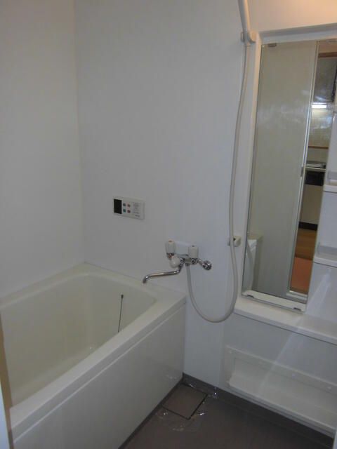 1LDK Apartment for Rent in Chuo City, Yamanashi - Thumbnail 2