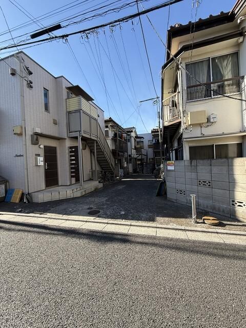 Two-Unit Apartment Building for Sale in Suginami, Tokyo - Thumbnail 2