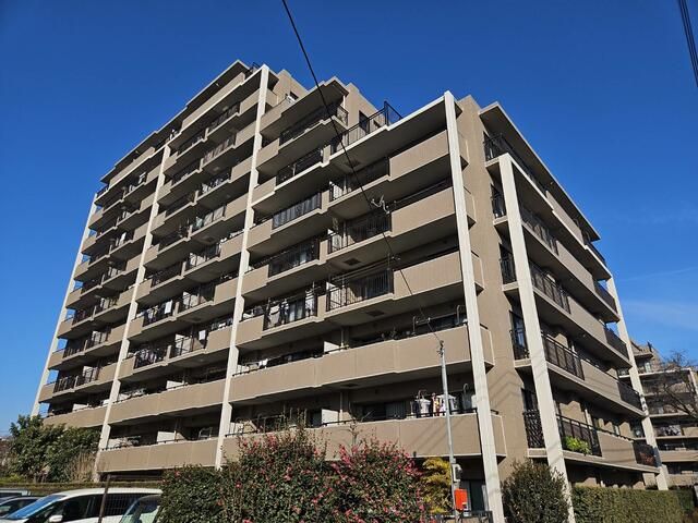 4LDK Apartment for Sale in Higashimurayama, Tokyo - Thumbnail 3