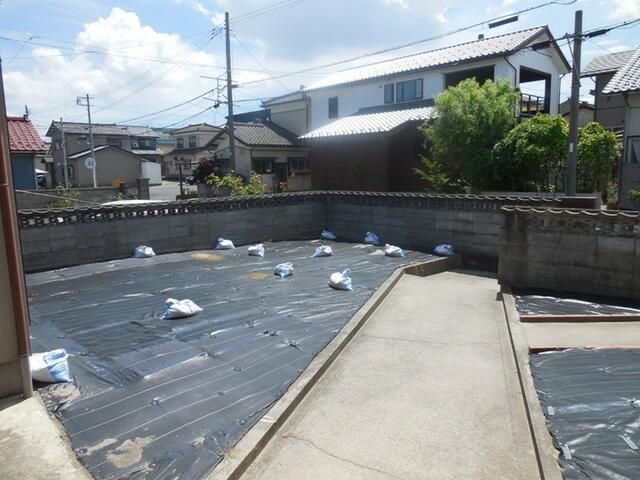 8DK House for Sale in Niigata's Kita Ward with 2-Car Garage - Thumbnail 4
