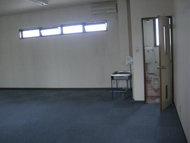 Commercial Office for Rent in Minami-Alps City, Yamanashi - Thumbnail 4