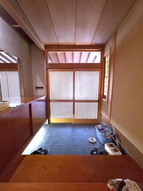 Spacious 6-Bedroom House in Murayama with Garden and Parking - Thumbnail 4