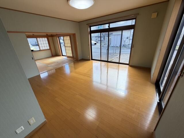4LDK House for Sale in Takasaki, Gunma with 3 Parking Spaces - Thumbnail 4
