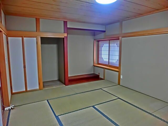3DK Apartment for Rent in Hirosaki, Aomori - 83.36m² - Thumbnail 4