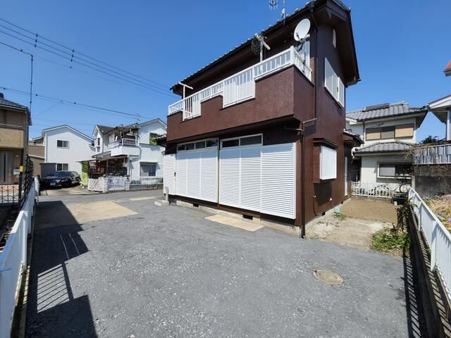 3LDK House for Sale in Honjo, Saitama with Garden and Parking - Thumbnail 3