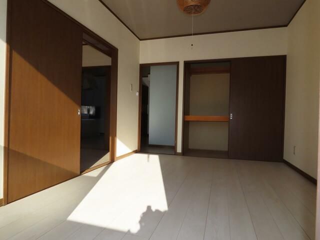 2DK Apartment for Rent in Ishinomaki, Miyagi - 45.36m² - Thumbnail 4
