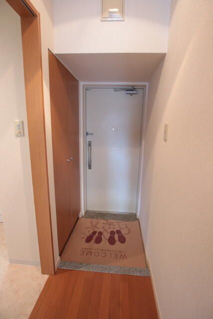 2LDK Apartment for Rent in Tokorozawa, Saitama - Thumbnail 2