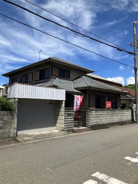 Spacious 6SLDK House in Quiet Wakayama Neighborhood - Image 7