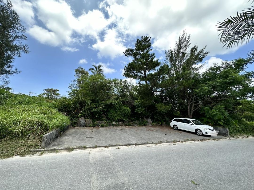 509.68 sqm Land for Sale in Onna Village, Okinawa - Thumbnail 3