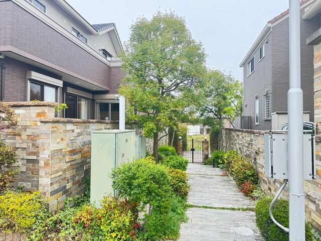 4LDK Detached House in Quiet Residential Area of Tsuzuki Ward, Yokohama - Thumbnail 2