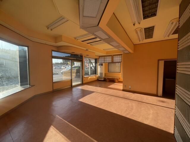 Commercial Space for Rent in Kanuma, Tochigi - 108.74 sqm - Thumbnail 3