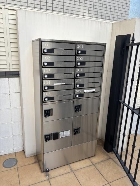 2018 Built Apartment Building for Sale in Meguro, Tokyo - Thumbnail 3