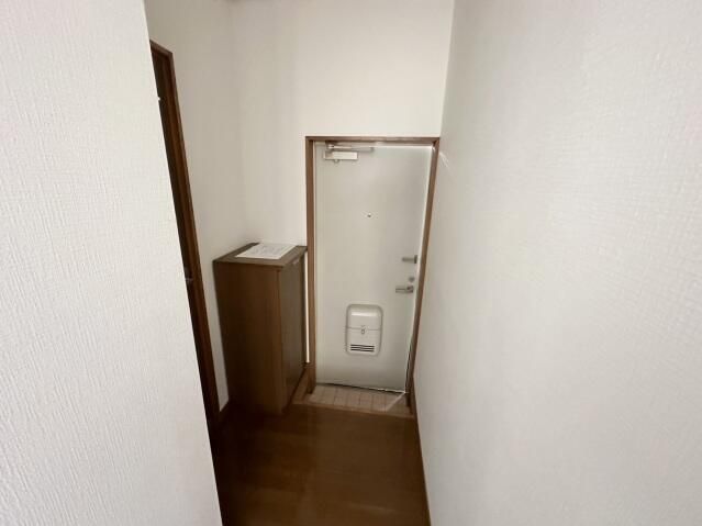 1K Apartment for Rent in Takasaki, Gunma - Thumbnail 3
