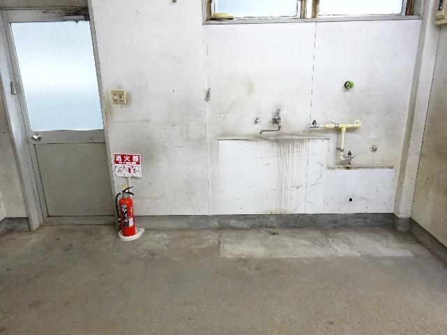 Commercial Retail Space for Rent in Nagamachi, Sendai - Thumbnail 2