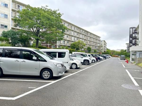 3LDK Used Condominium in Inage Ward, Chiba City - Thumbnail 3