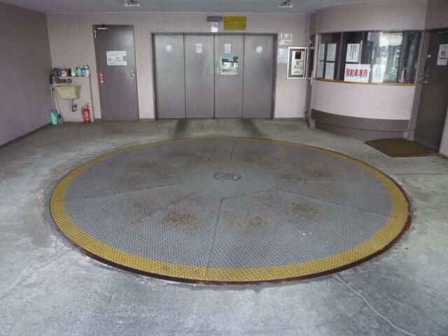 Parking Space for Rent in Tachikawa, Tokyo - 27,500 Yen - Thumbnail 2