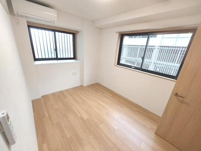 Luxury 2LDK Apartment for Rent in Kashiwa, Chiba - Thumbnail 4