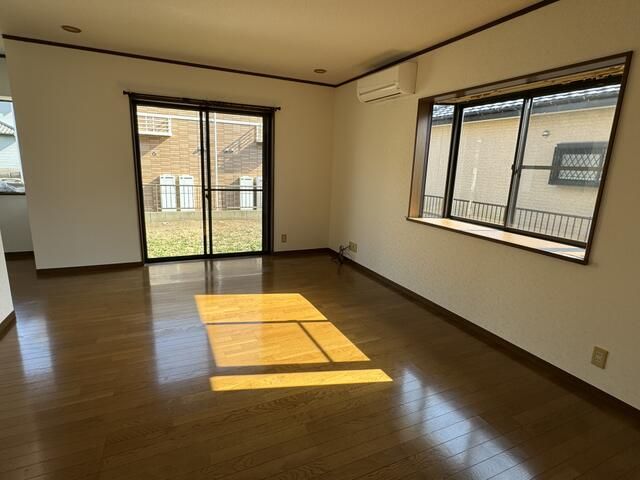 4LDK Detached House for Rent in Togane, Chiba - Thumbnail 3