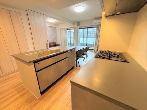 Duo Hills Fussa WEST 3LDK Apartment for Sale in Tokyo - Thumbnail 4