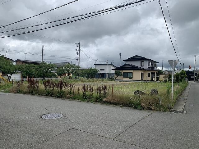 Parking Space for Rent in Akita City, Akita - Thumbnail 2