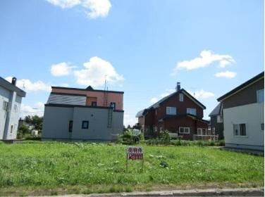 289 sqm Residential Land for Sale in Iwamizawa, Hokkaido - Thumbnail 3