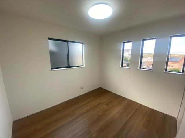 New 2025 3LDK House in Kobe Tarumi, Hyogo | 99.04 sqm Land - Thumbnail 4