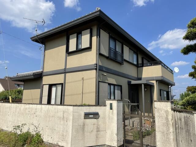 4DK House for Sale in Ota, Gunma on 312 sqm Corner Lot - Thumbnail 2