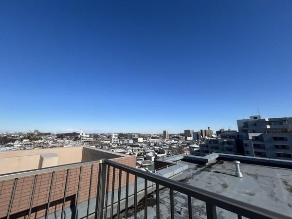 3LDK Apartment for Sale in Higashikurume, Tokyo with Large Roof Balcony - Thumbnail 4