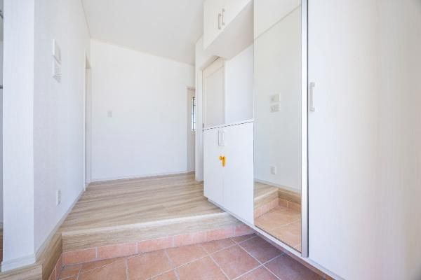 2017 Built 3LDK Detached House in Tadaoka, Osaka | 126.69 sqm - Thumbnail 3