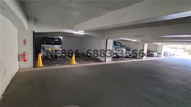 Parking Garage Investment in Chofu, Tokyo - 12 Spaces, 9.29% Yield - Thumbnail 4